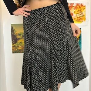 Chic Asymmetrical Black and White Skirt